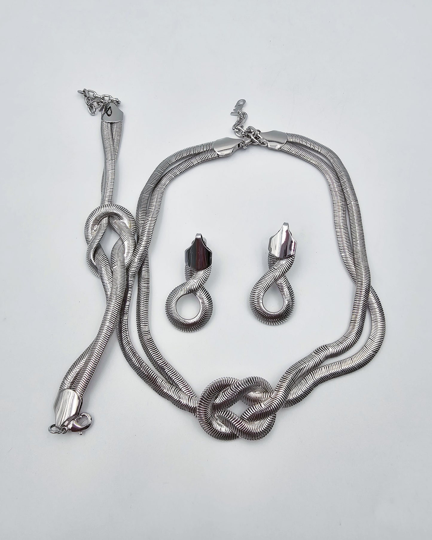 DA 697 3PCS SET