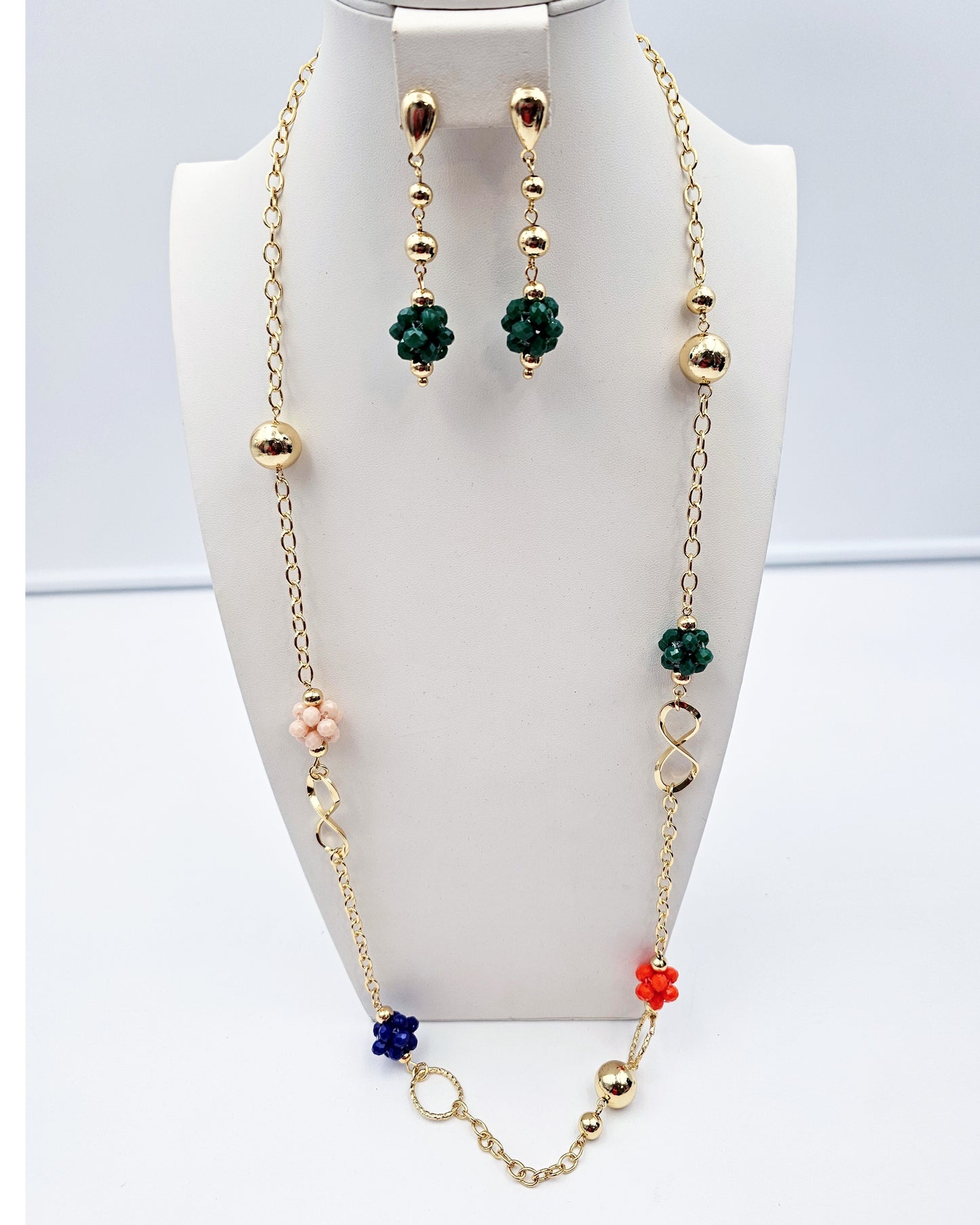 DA 875 LONG CHAIN AND EARRING