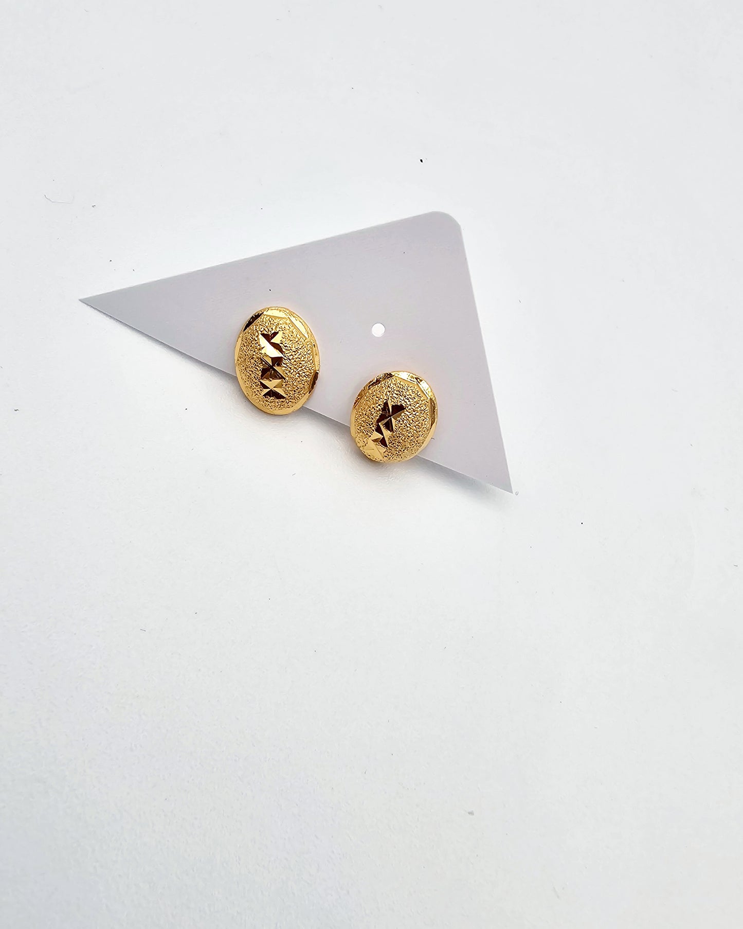 DA 246 EARRING