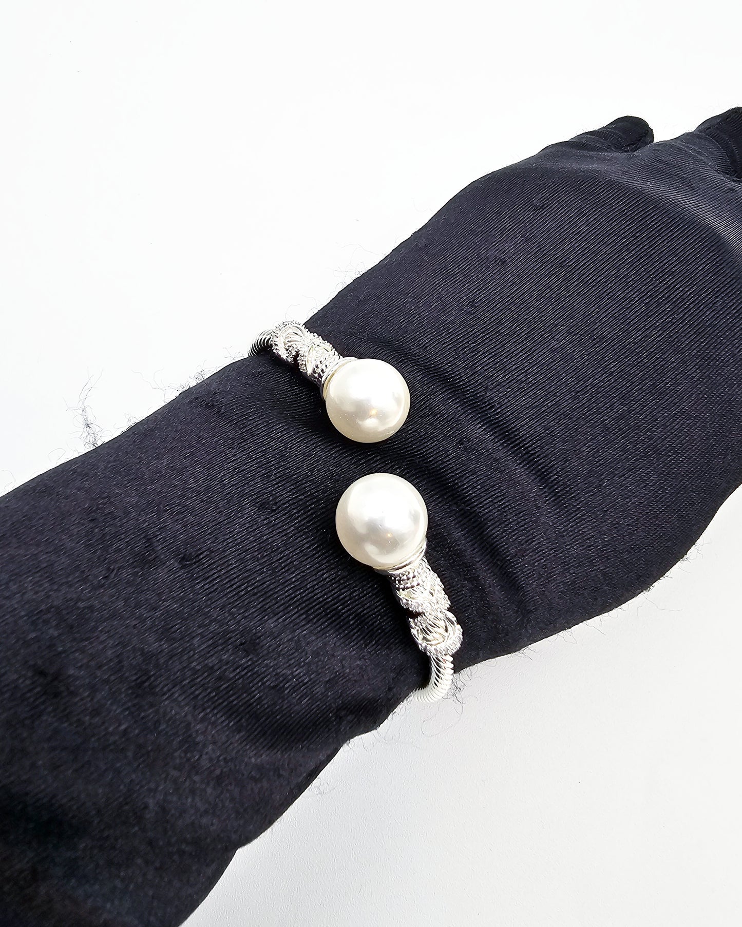 DA 033 BANGLE