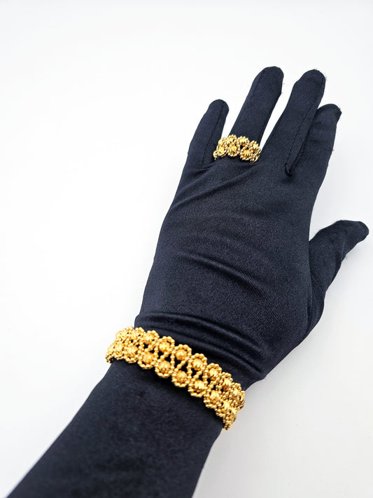 DA 036 BANGLE AND RING