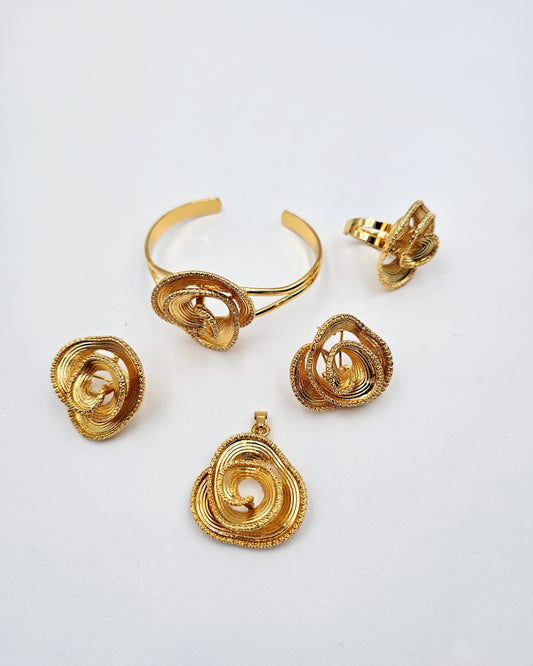 DA 168 BANGLE SET