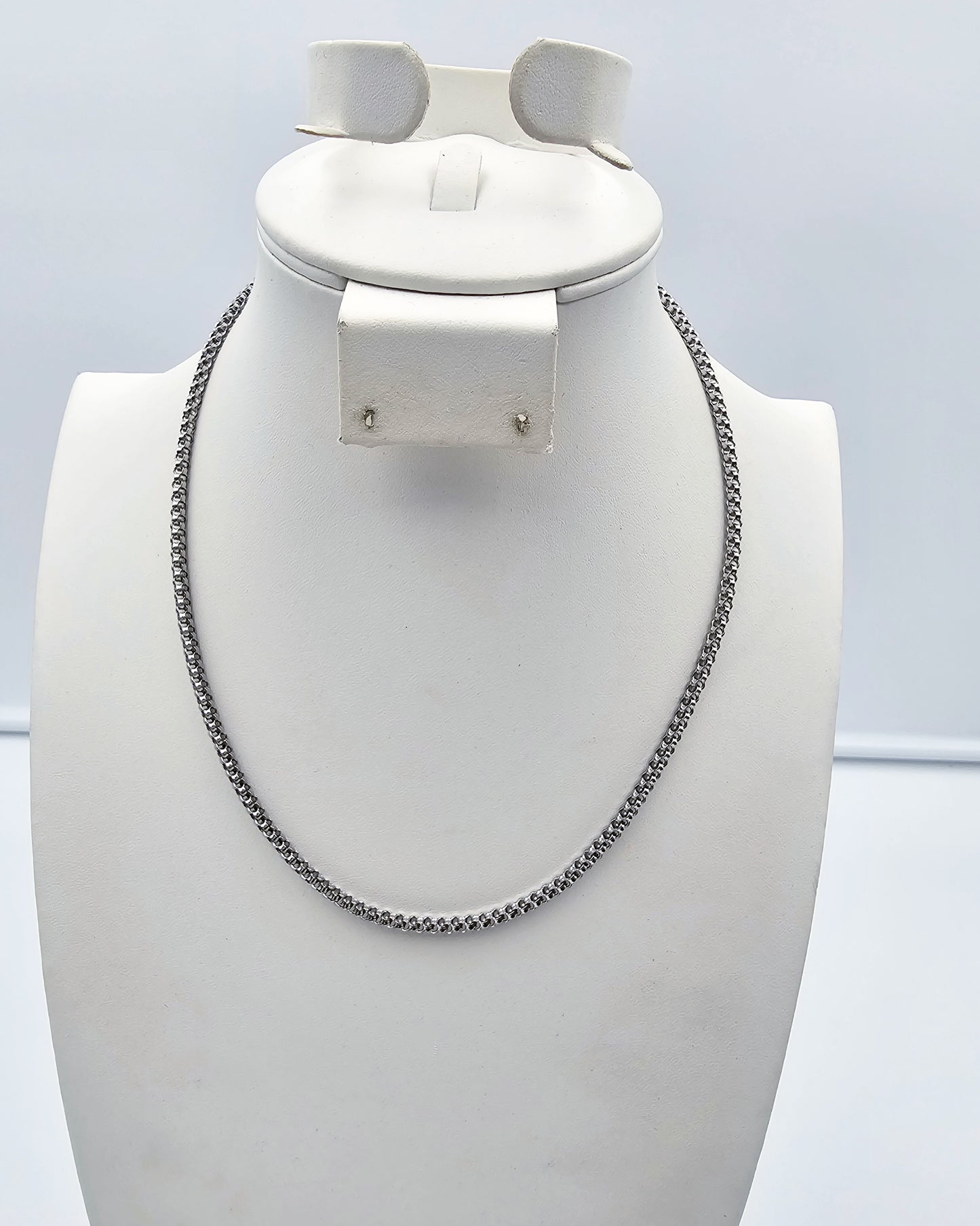 DA 650( 17 INCHES) NECKLACE