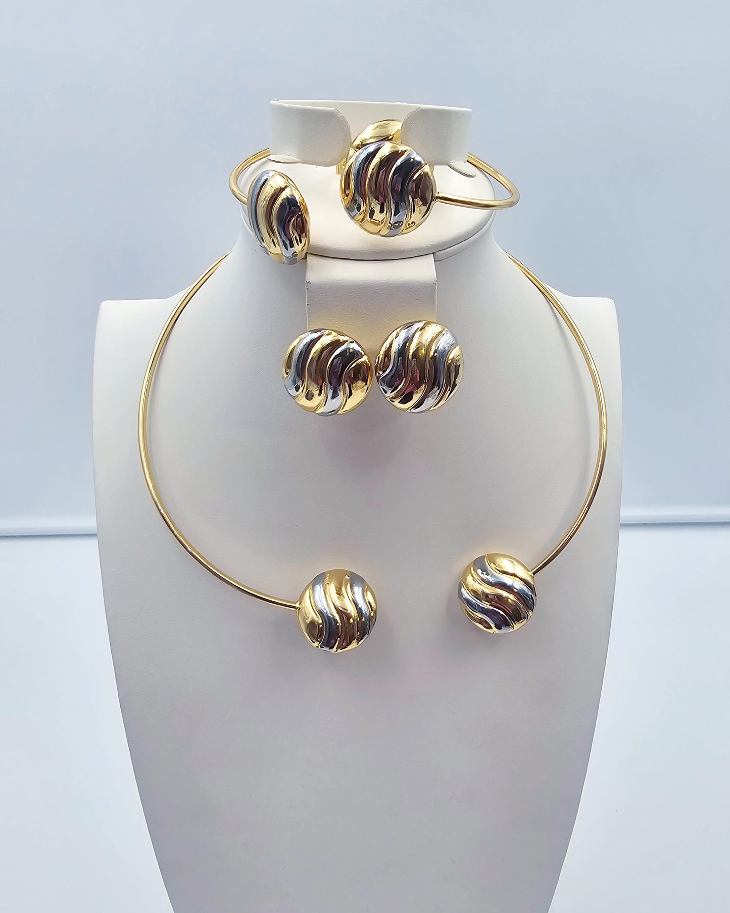 DA 031 4Pcs 2 TONE  Set