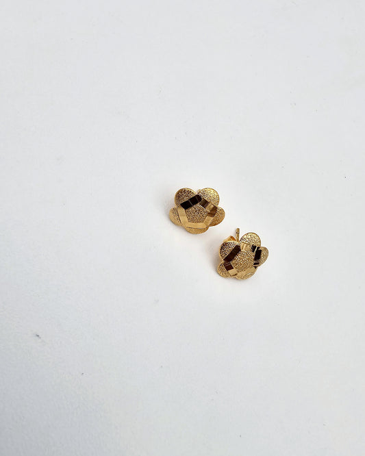 DA 499 Stud Earring