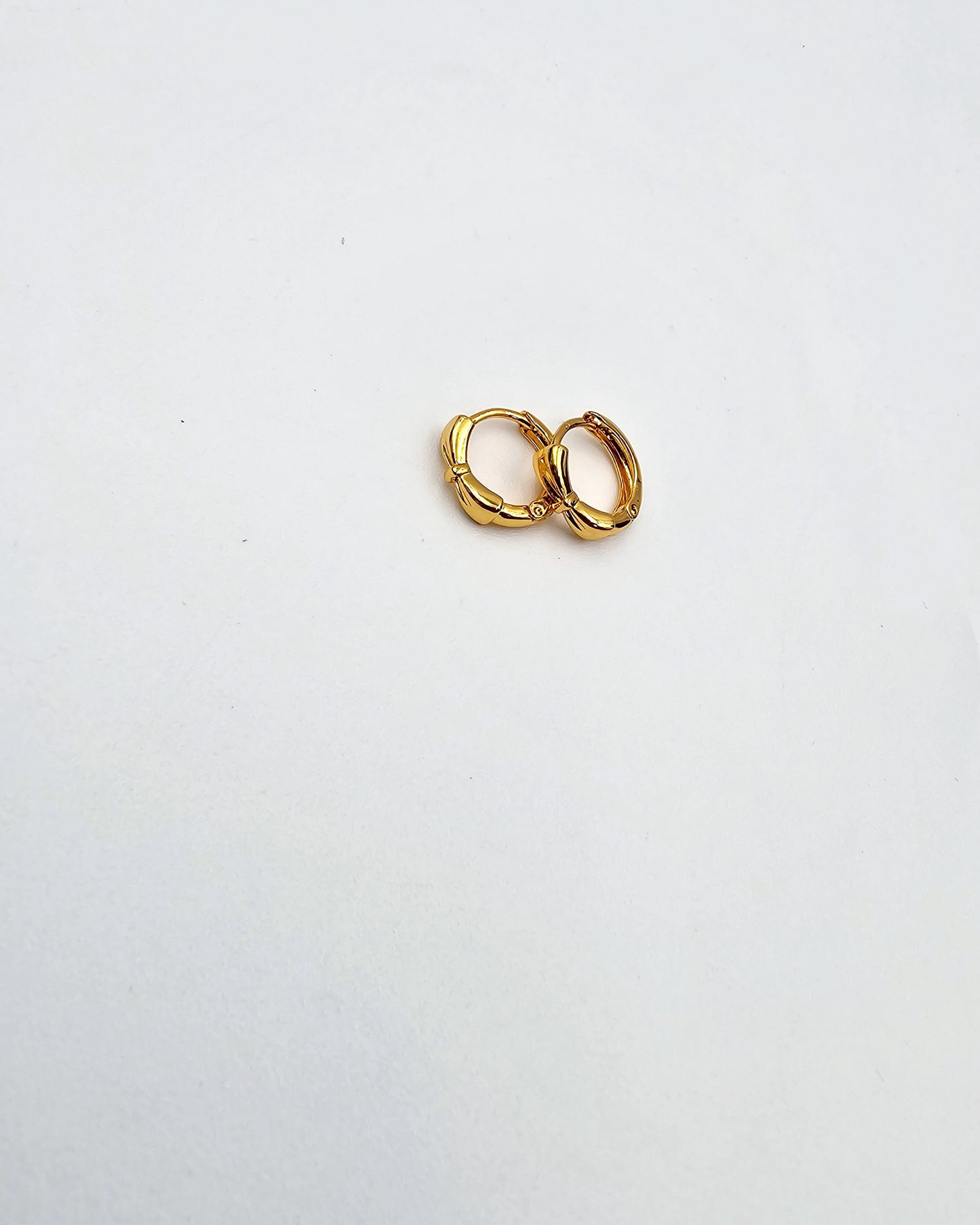 DA 673 EARRING