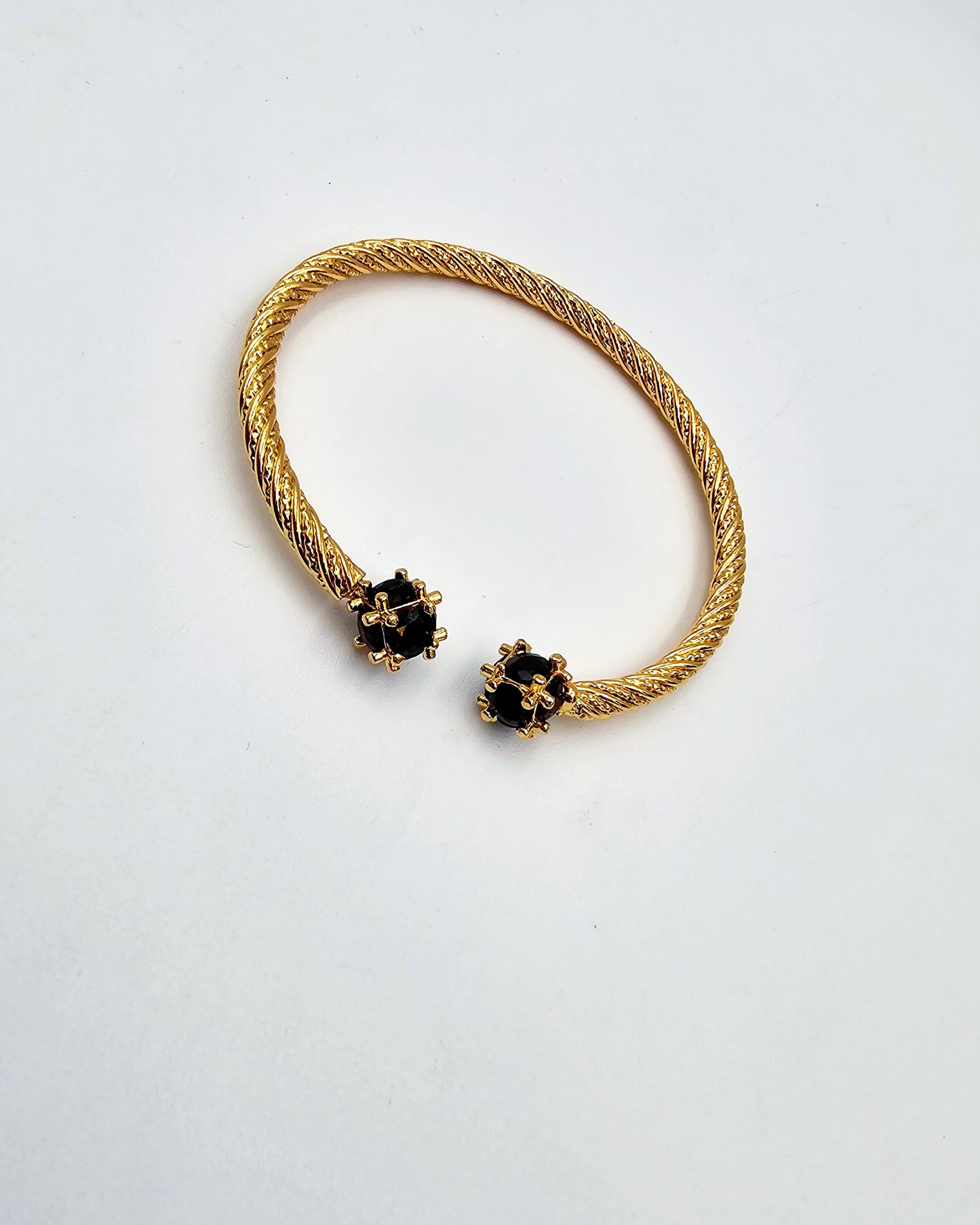 DA 104 BANGLE