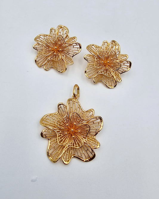 DA 719 EARRING AND PENDANT