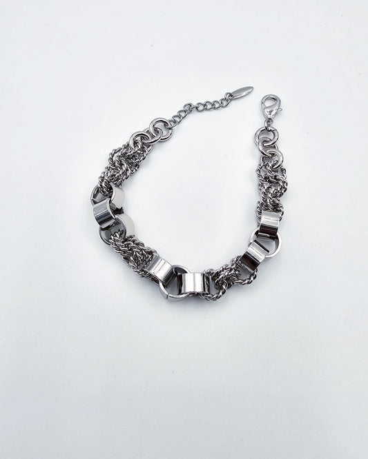 SILVER BRACELET(8 INCHES)