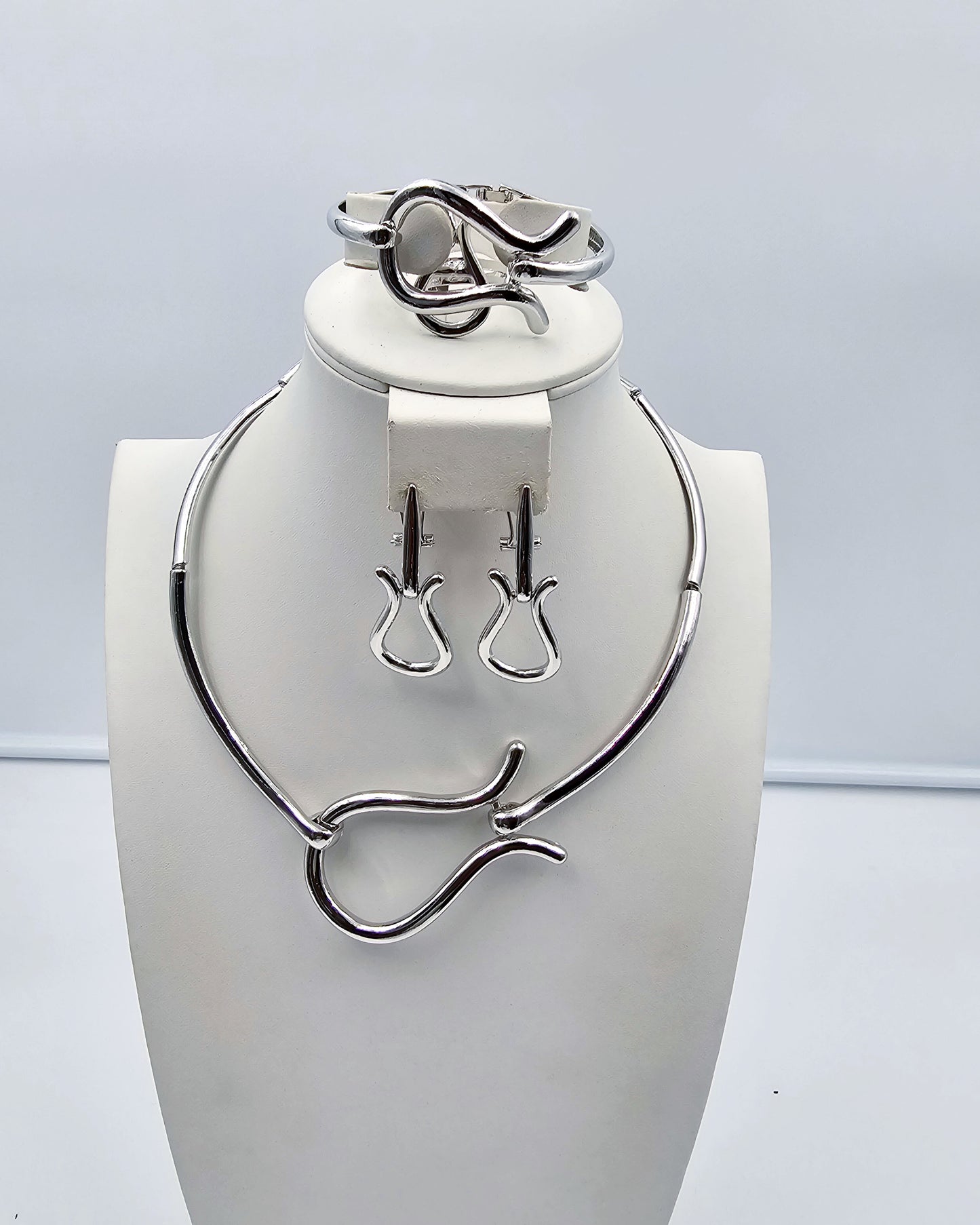 DA 746 4pcs Silver Set