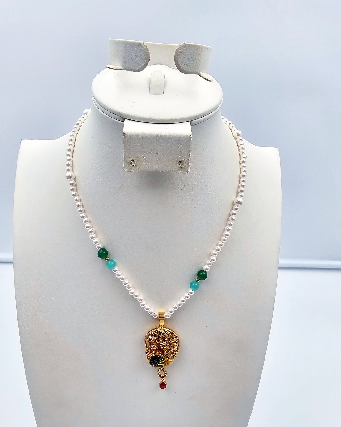 DA 501 Necklace