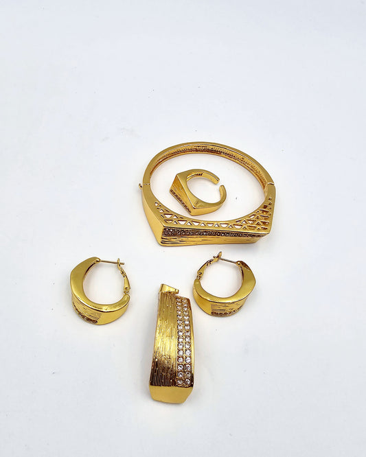 DA 694 BANGLE SET